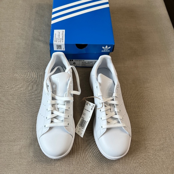 adidas clearance stan smith cq2819